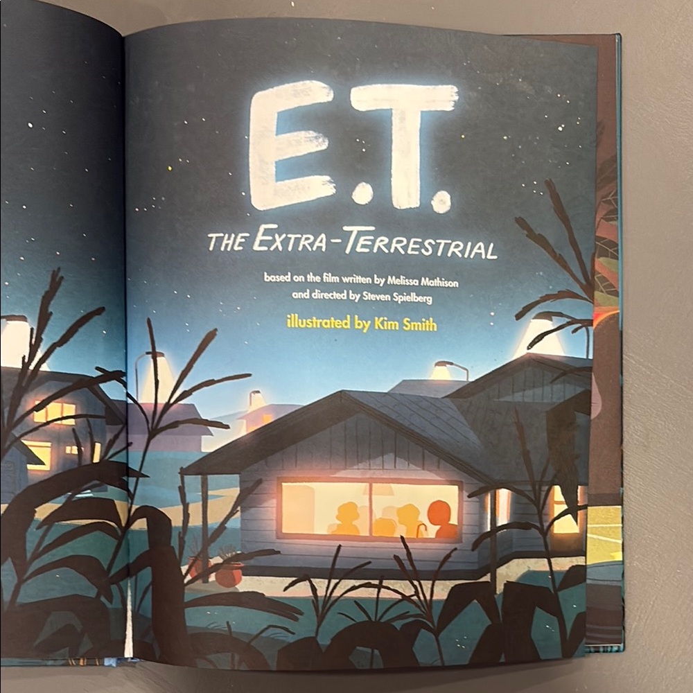 E.T. The Extra-Terrestrial Pop Classics Book - Picture 4 of 4